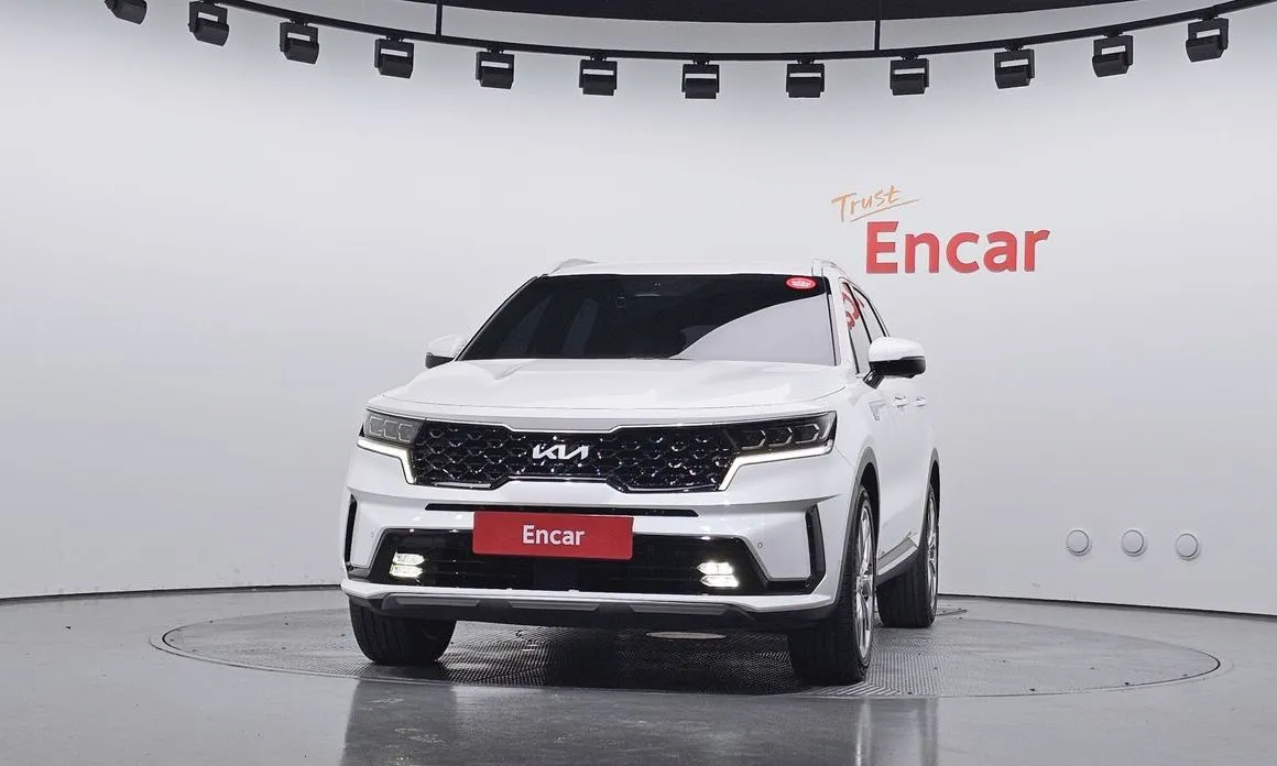 Kia Sorento — фото 7