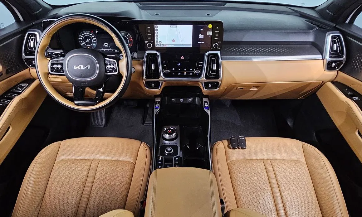 Kia Sorento — фото 6
