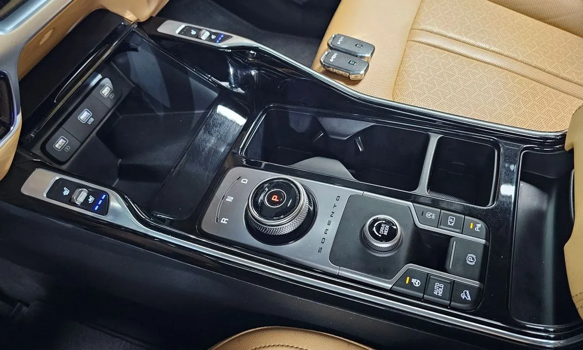 Kia Sorento — фото 10