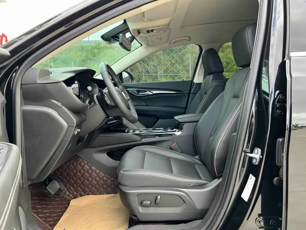 Buick Envision Plus — фото 4
