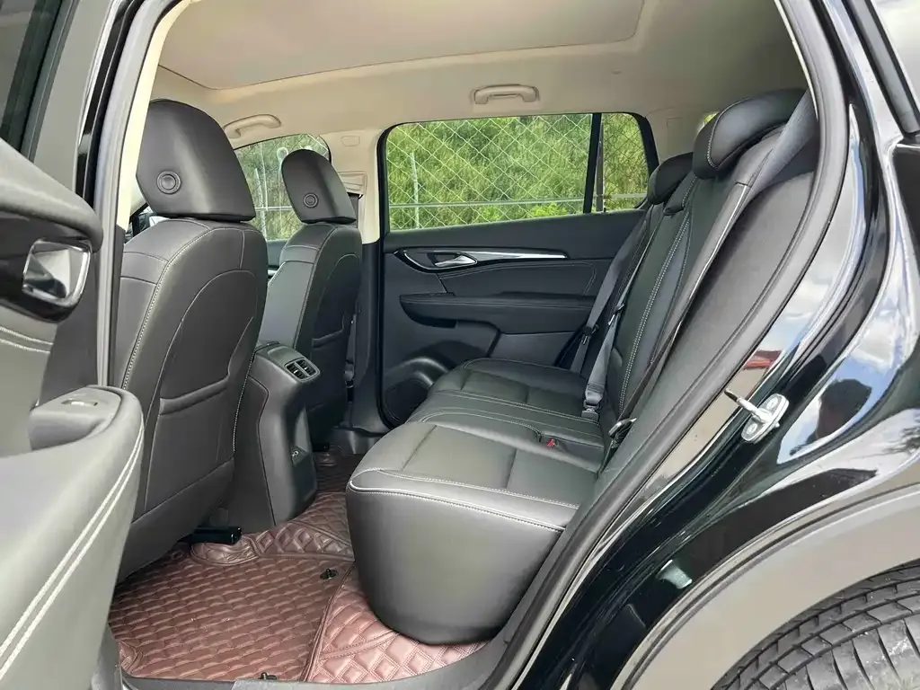 Buick Envision Plus — фото 3
