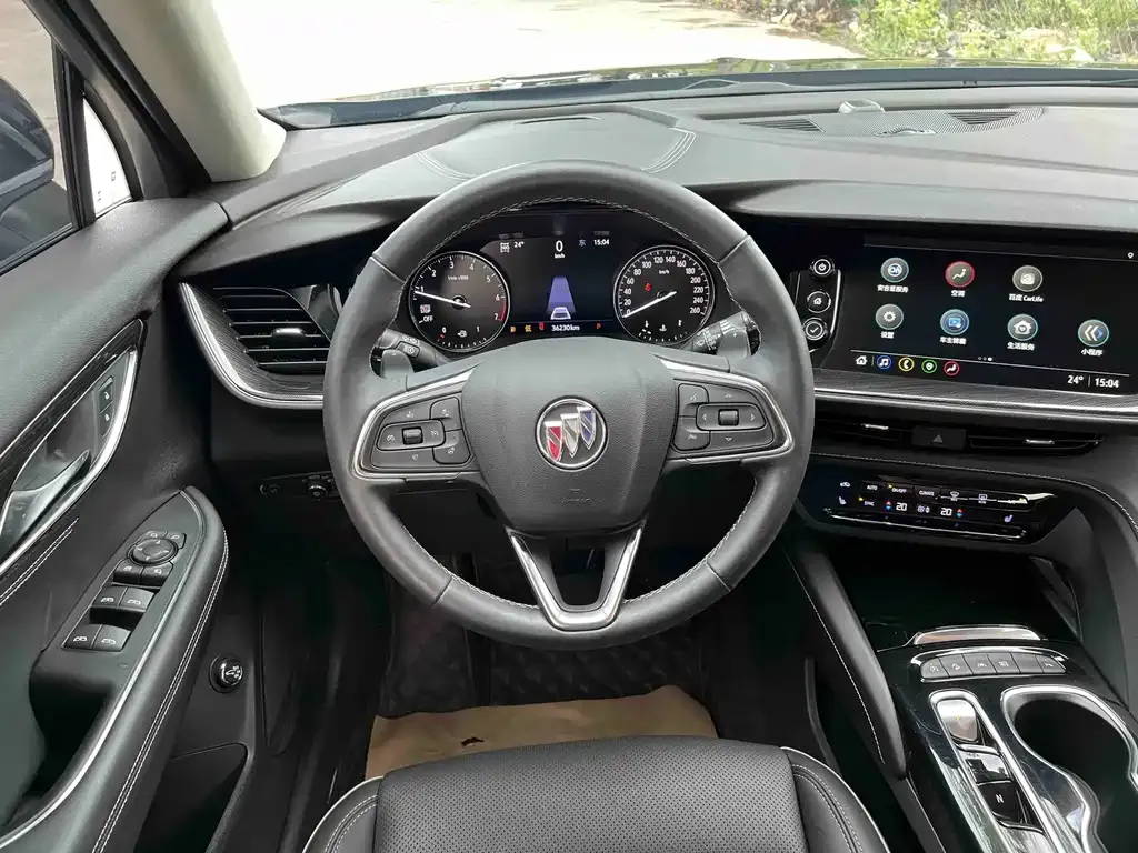 Buick Envision Plus — фото 2