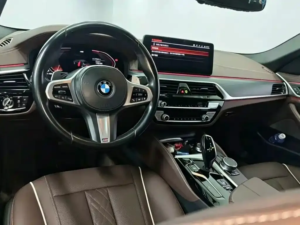 BMW 5 Series — фото 5