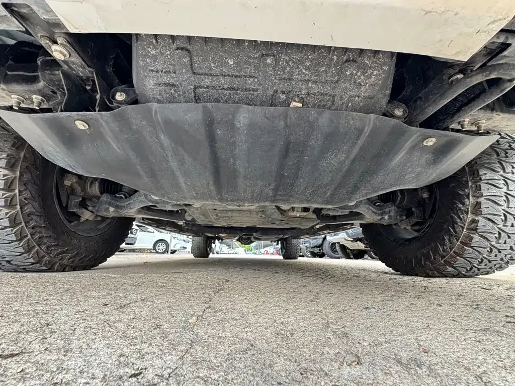 Ford Ranger — фото 10