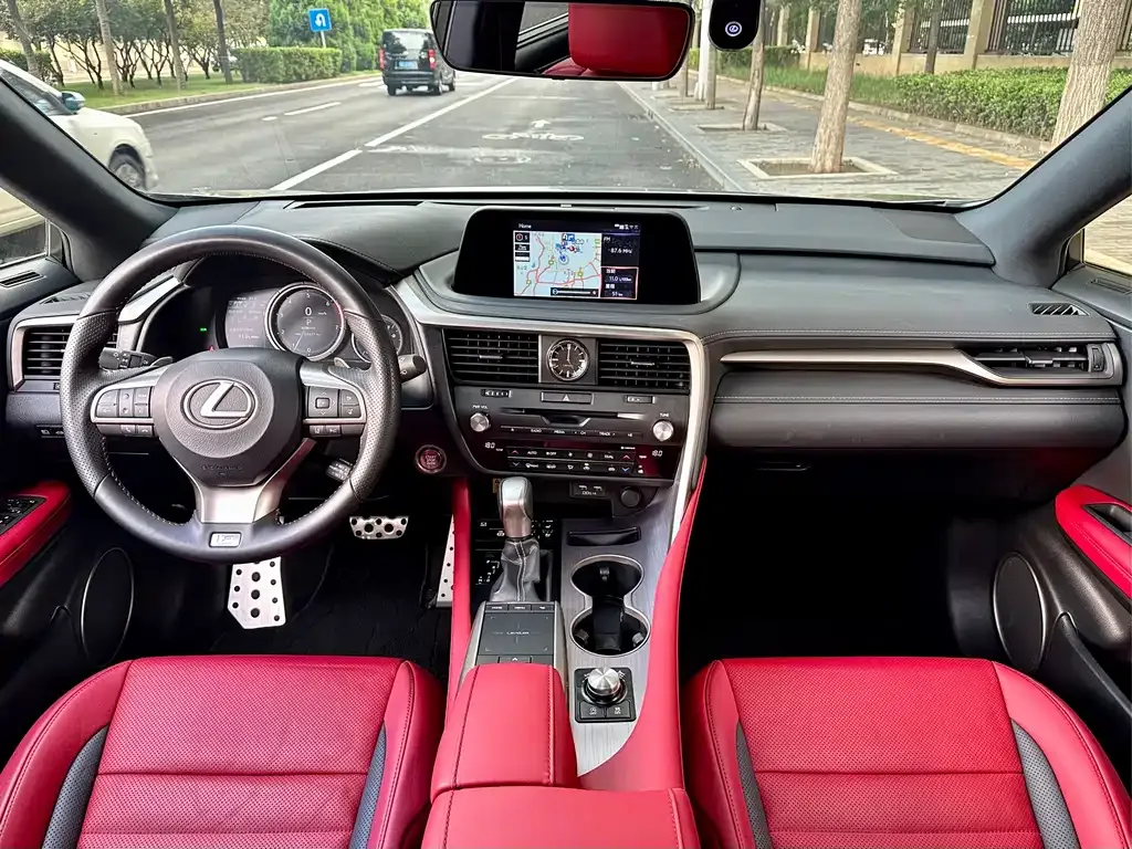 Lexus RX — фото 9