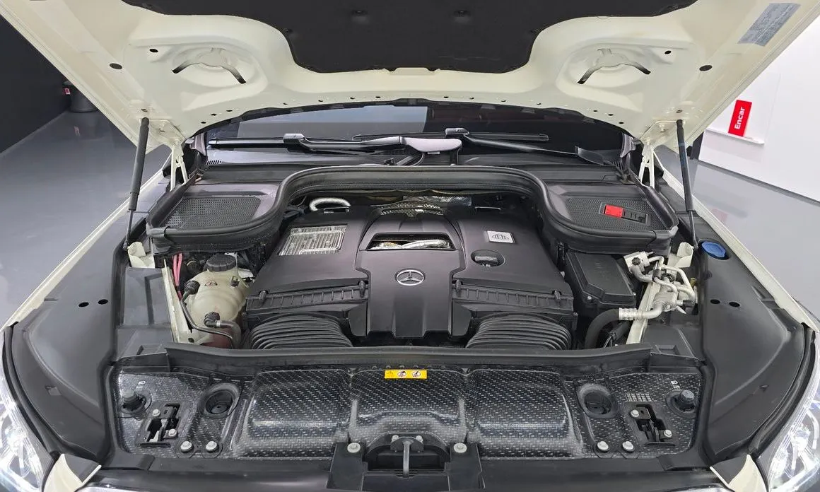Mercedes-Benz GLS-Class — фото 10