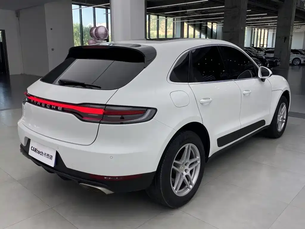 Porsche Macan — фото 3