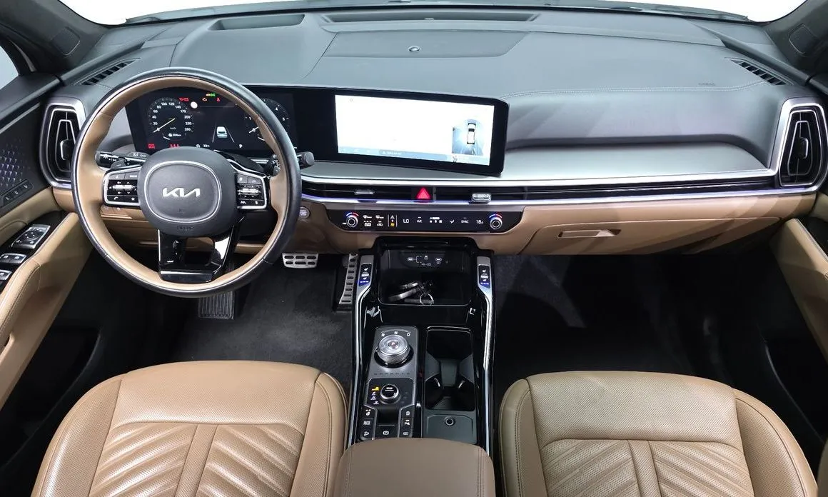 Kia Sorento — фото 6