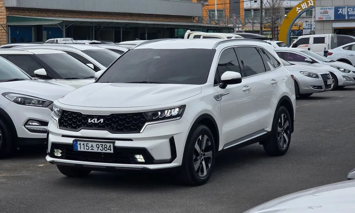 Kia Sorento — фото 1