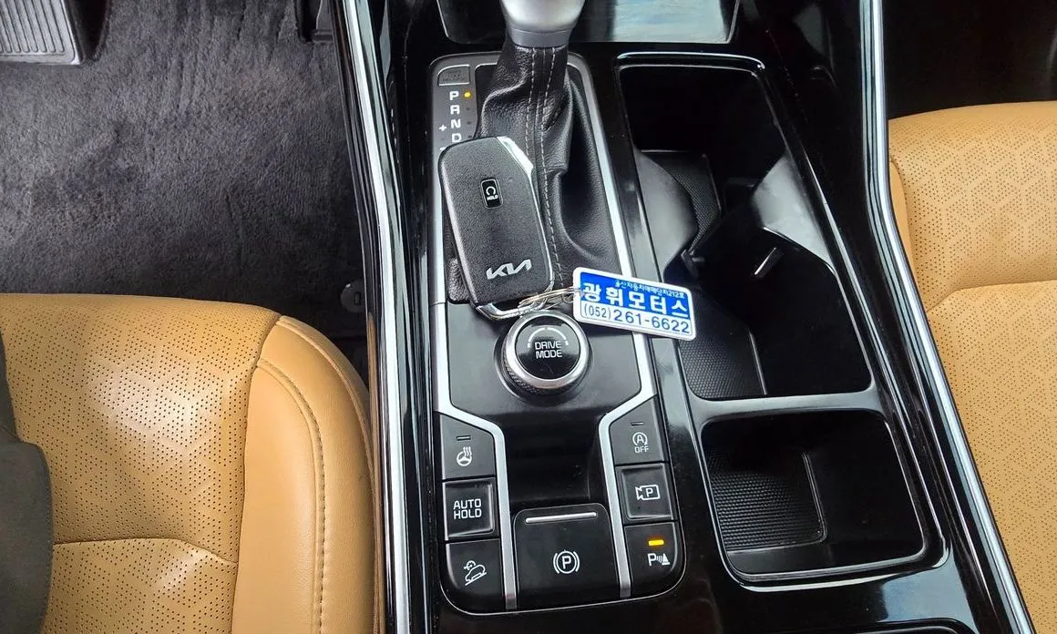 Kia Sorento — фото 9