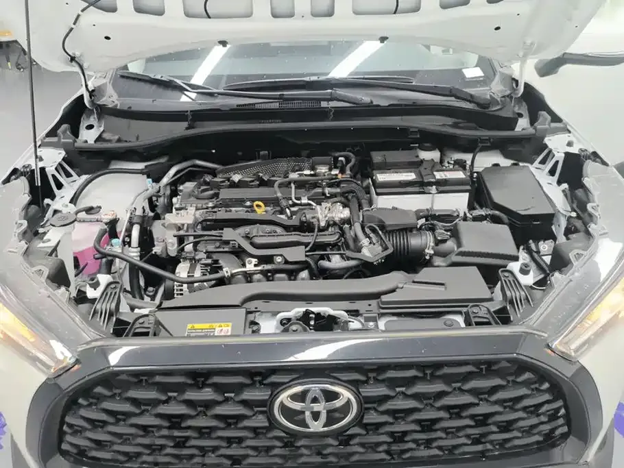 Toyota Corolla Cross — фото 10