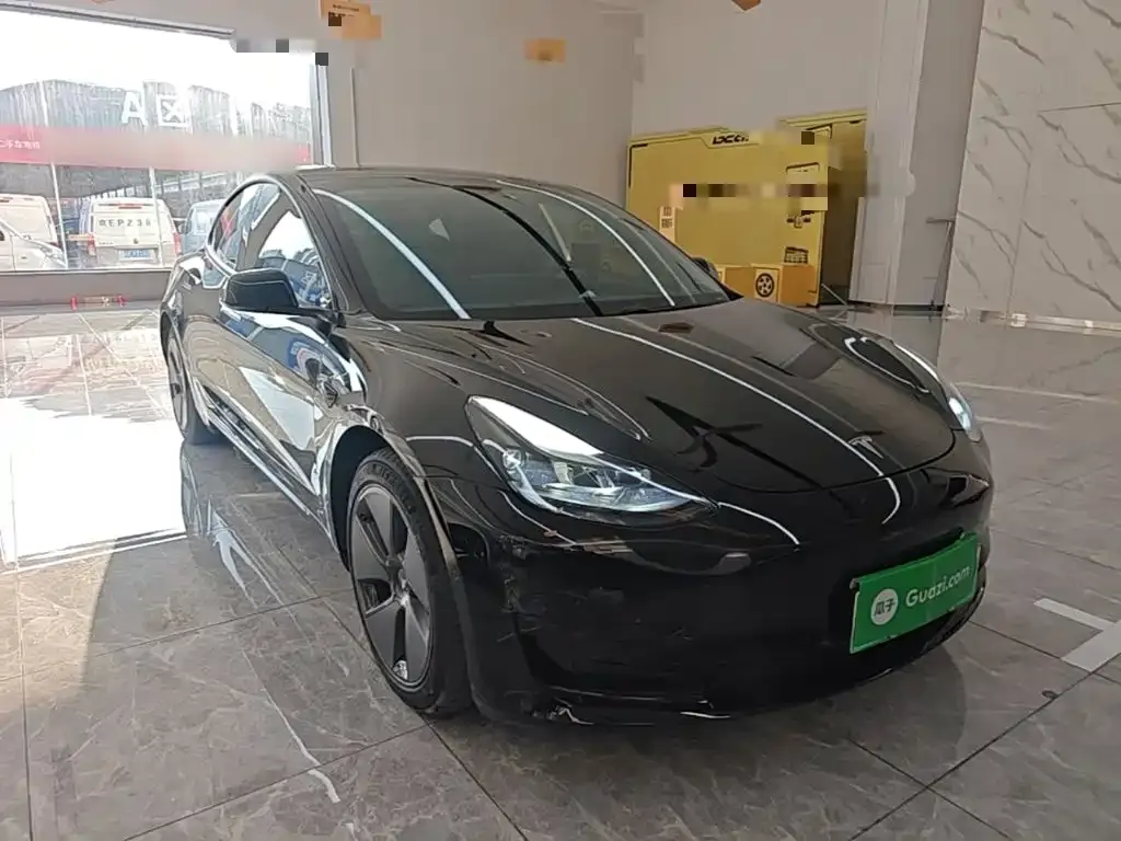 Tesla Model 3 — фото 6