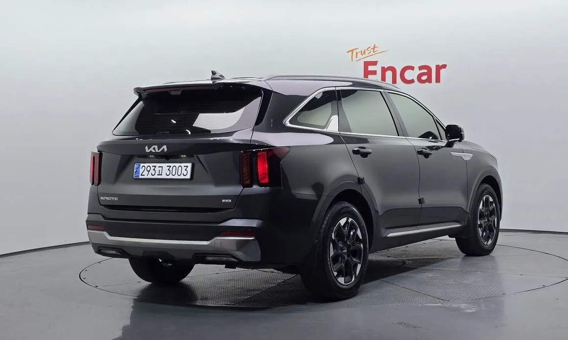 Kia Sorento — фото 4