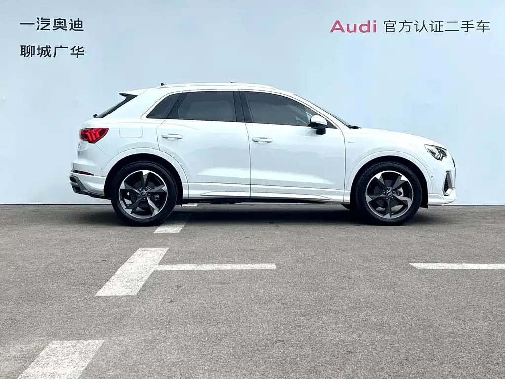 Audi Q3 — фото 5