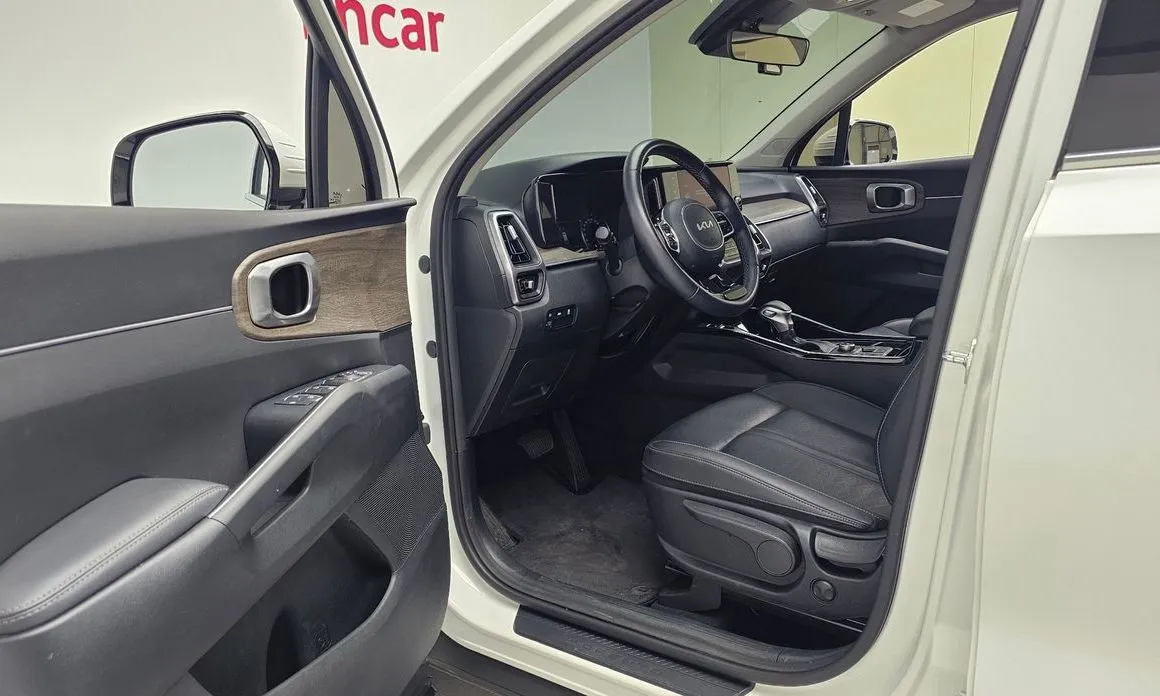 Kia Sorento — фото 9