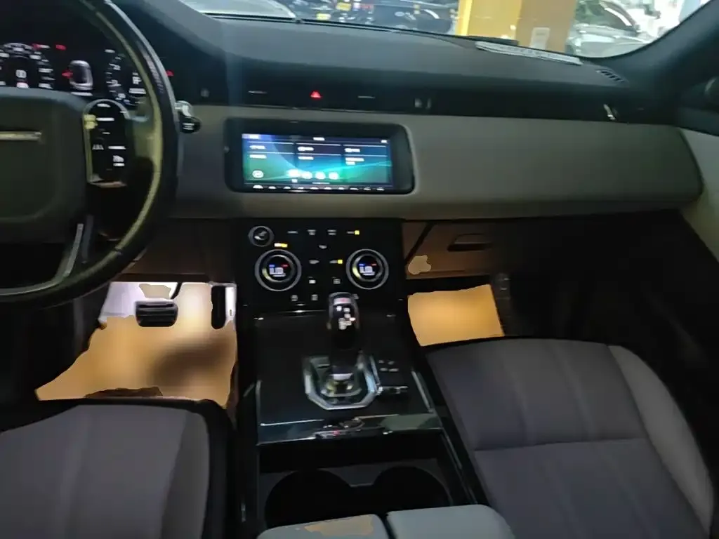 Land Rover Evoque — фото 4