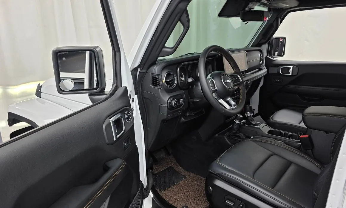 Jeep Wrangler — фото 4