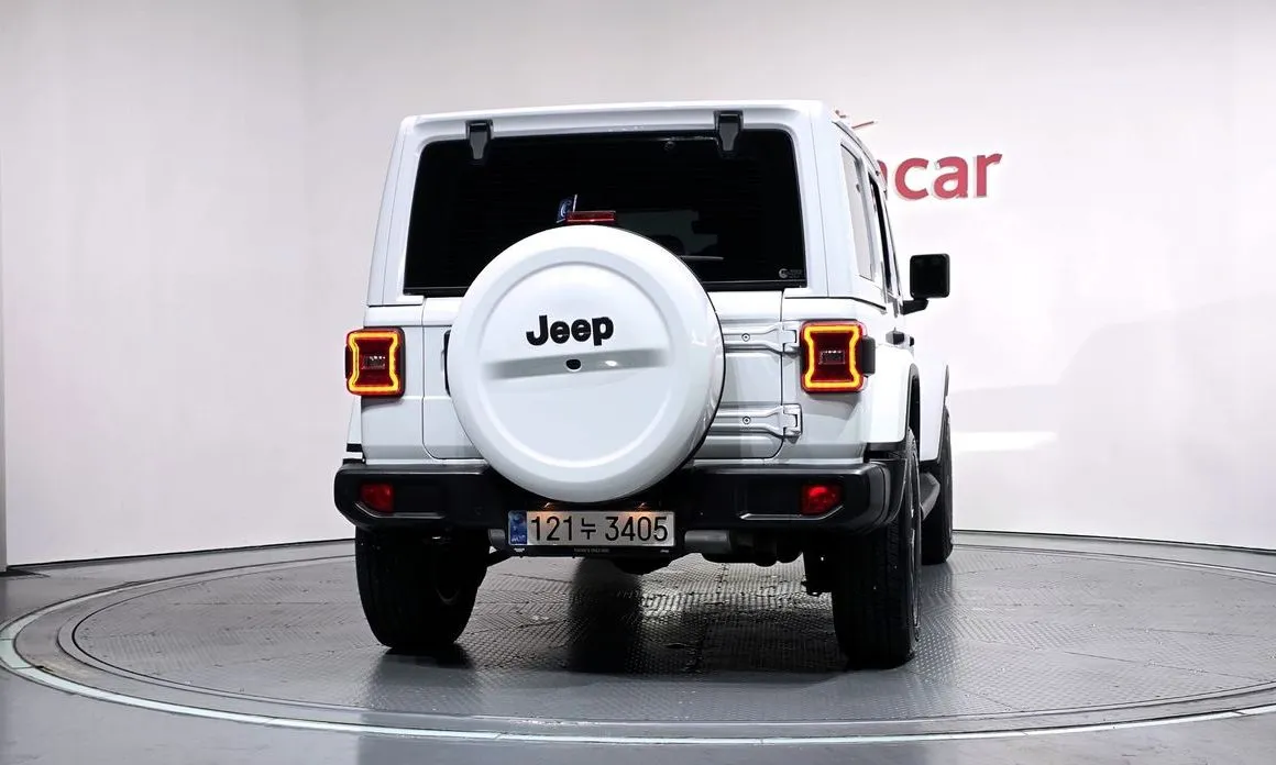 Jeep Wrangler — фото 2