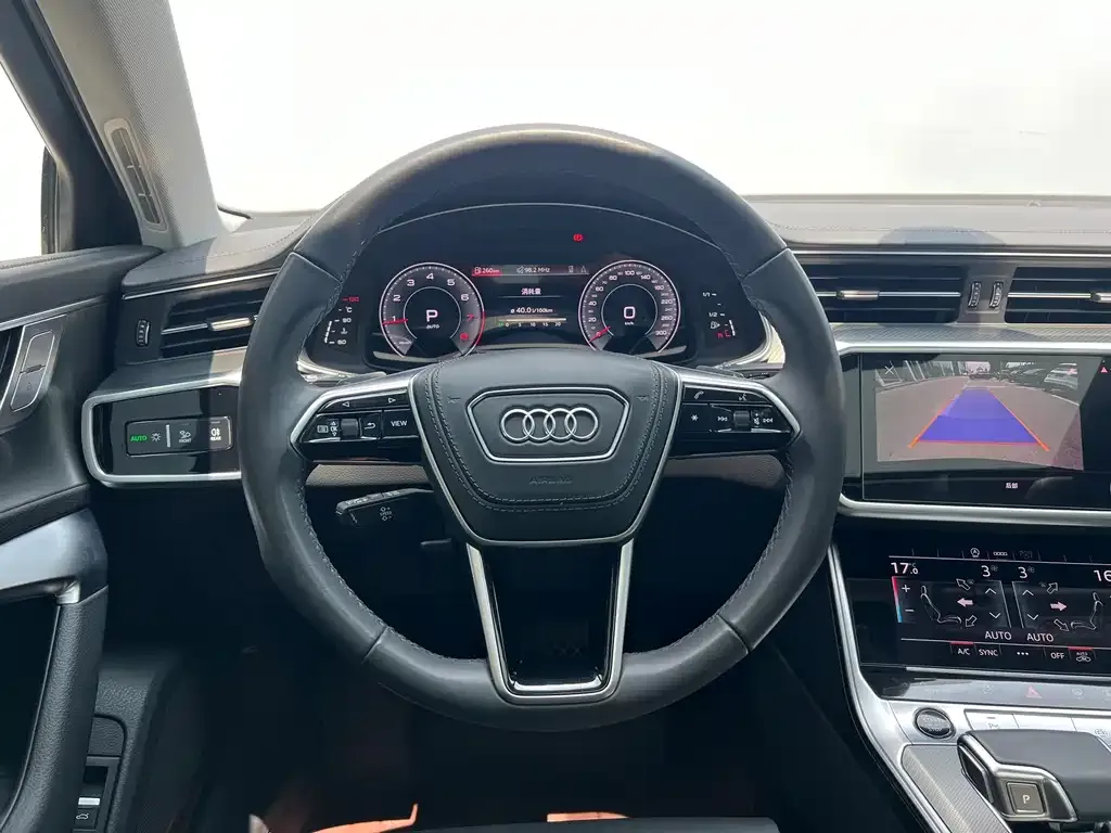 Audi A6L — фото 6
