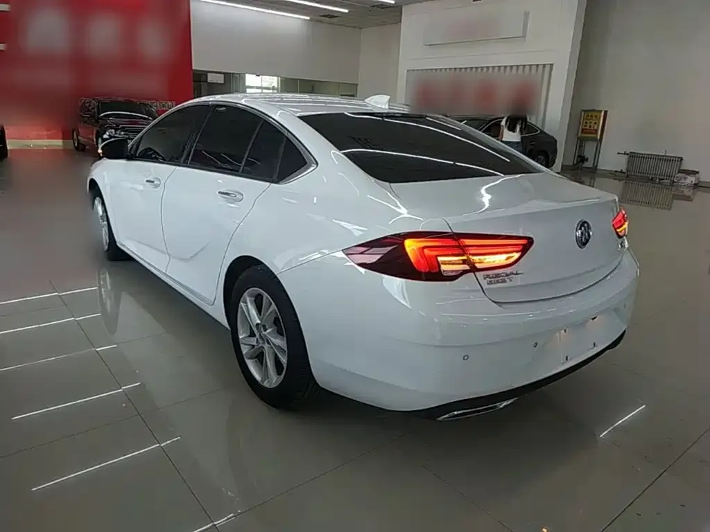 Buick Regal — фото 6