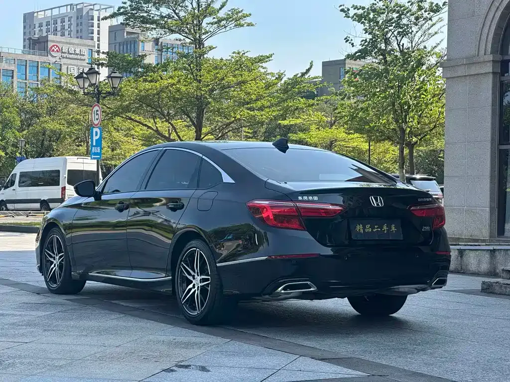 Honda Inspire — фото 5