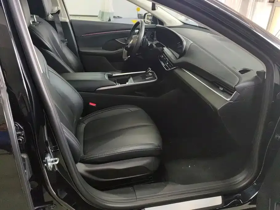 Buick LaCrosse — фото 8
