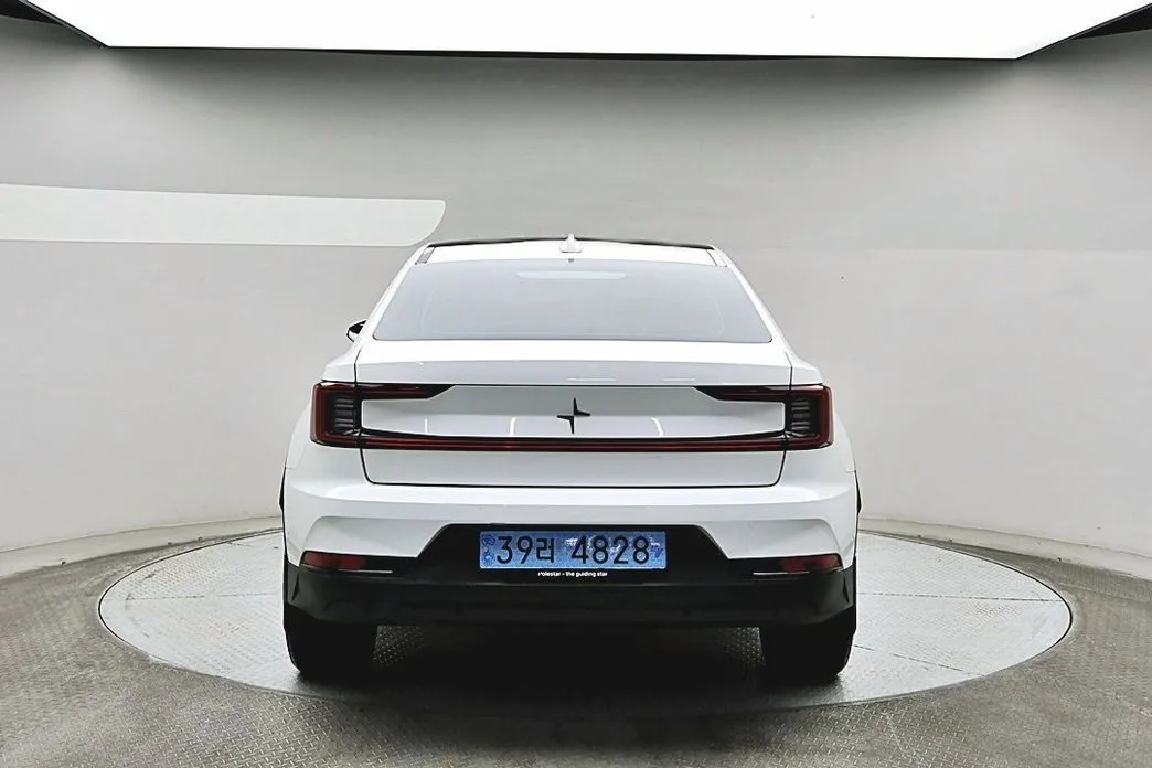 Polestar Polestar 2 — фото 2
