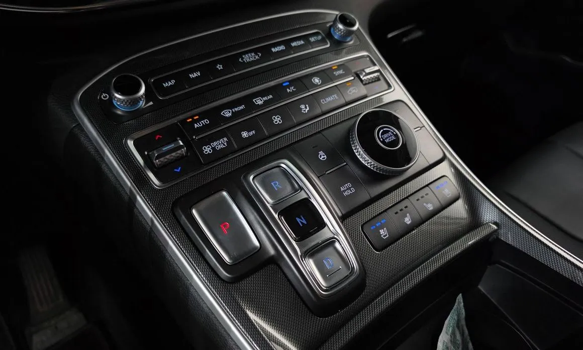 Hyundai Santafe — фото 4