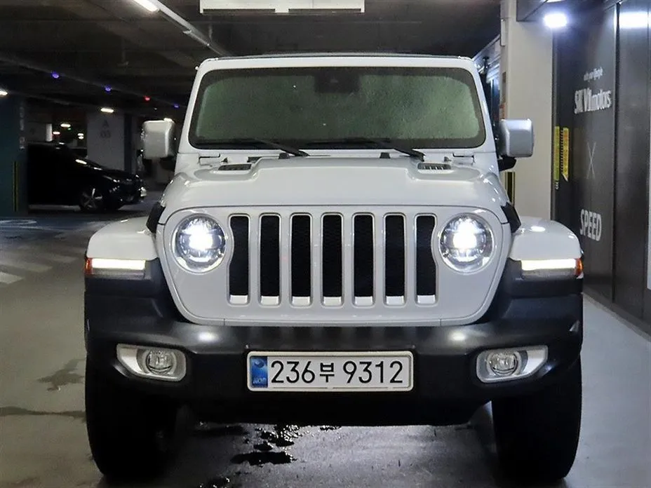Jeep Wrangler — фото 3