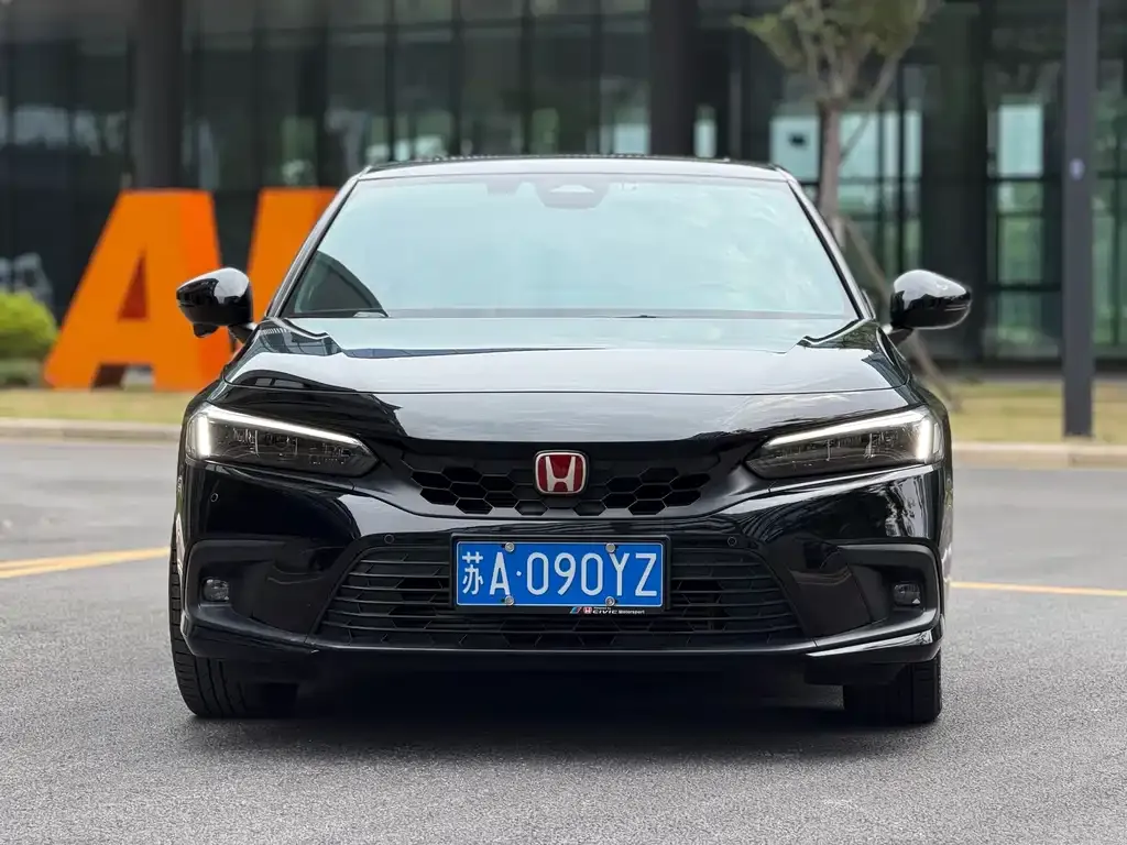 Honda Civic — фото 5