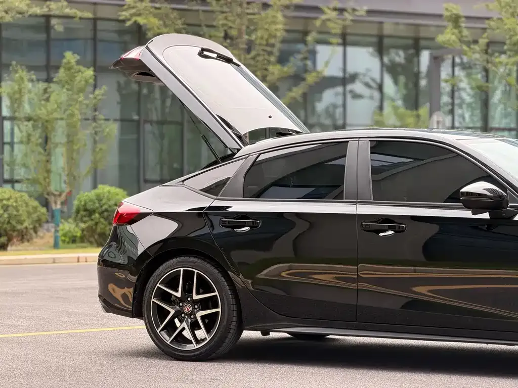 Honda Civic — фото 8