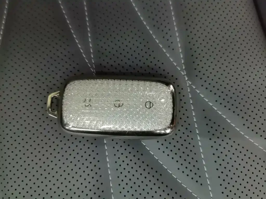 Geely Galaxy E8 — фото 8