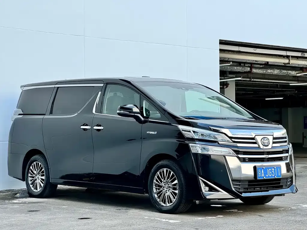 Toyota Vellfire — фото 7