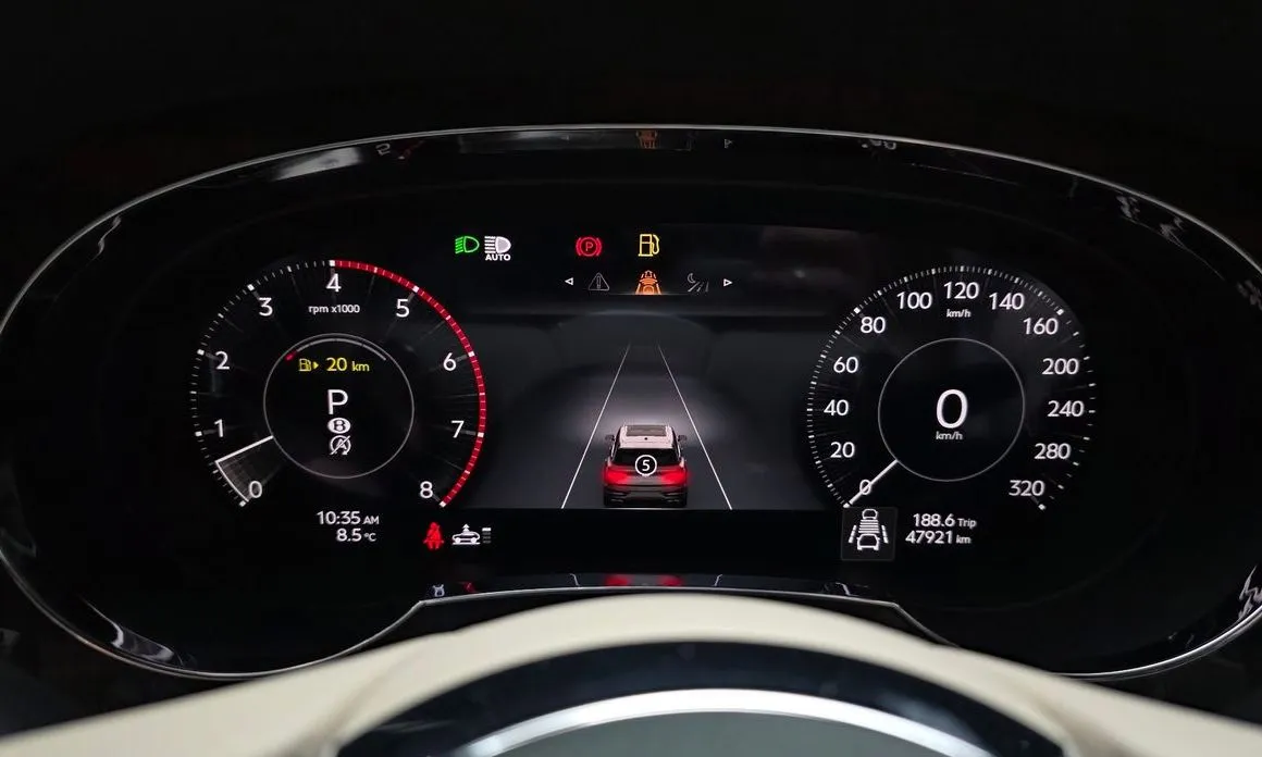Bentley Bentayga — фото 5