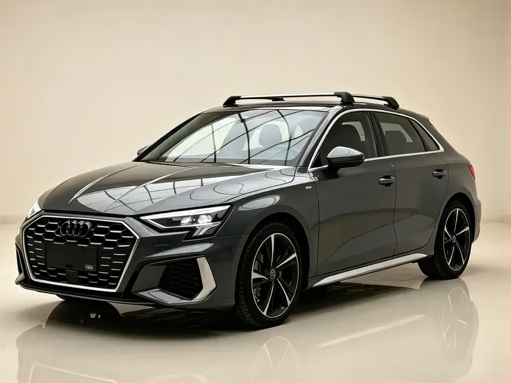 Audi A3 — фото 1