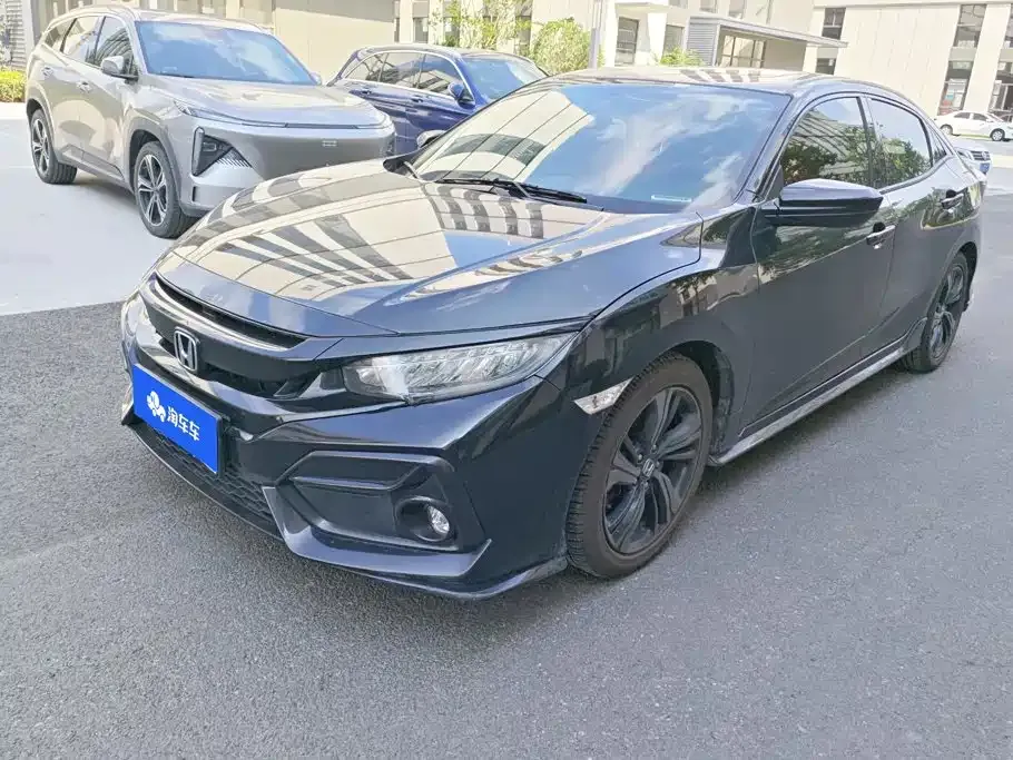 Honda Civic — фото 1
