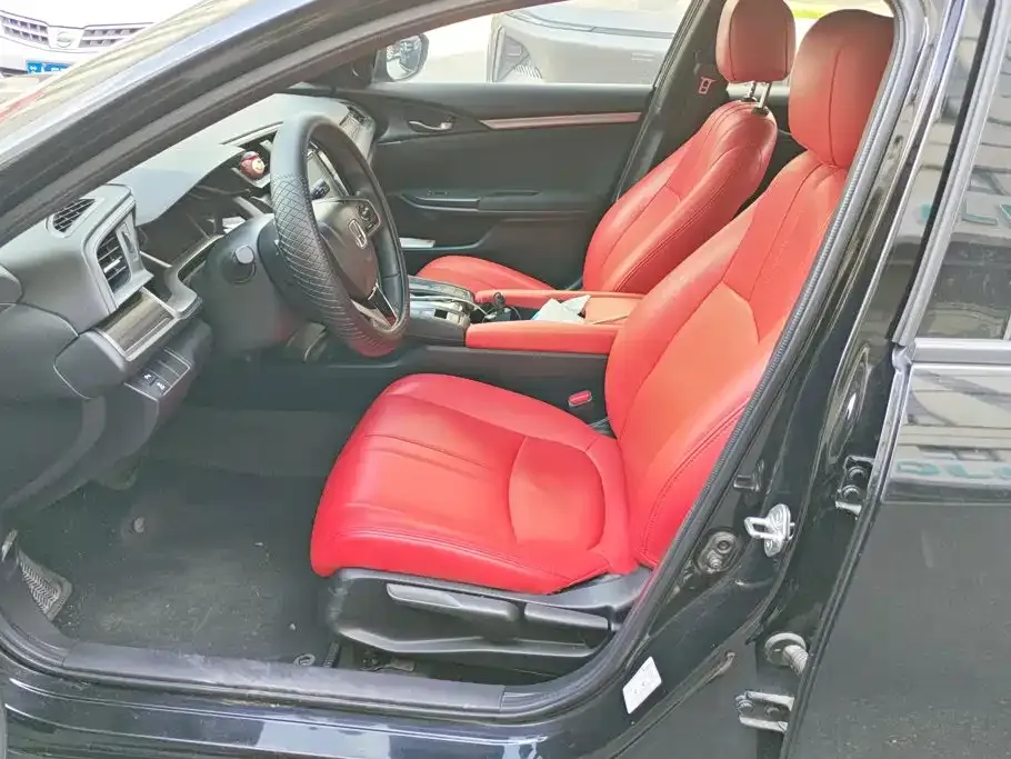 Honda Civic — фото 4