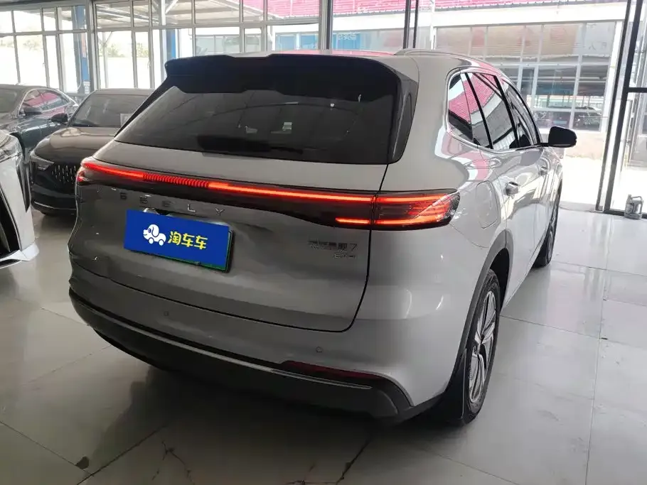 Geely Galaxy Xingjian 7 — фото 10