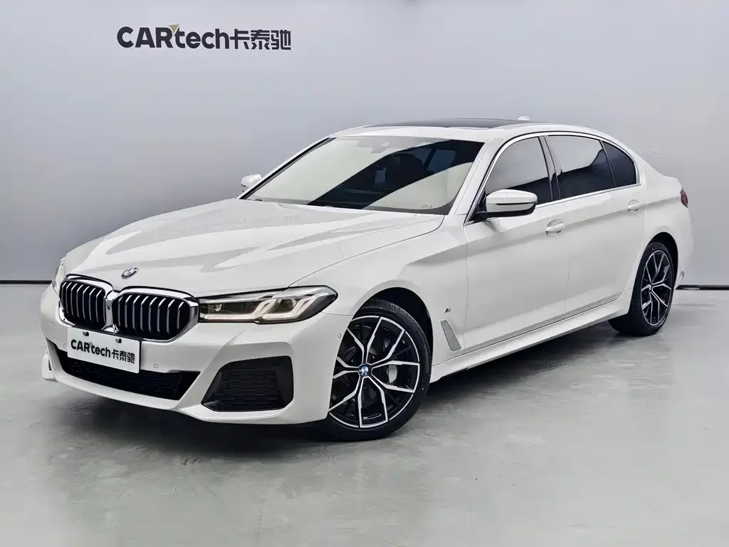 BMW 5 Series — фото 1