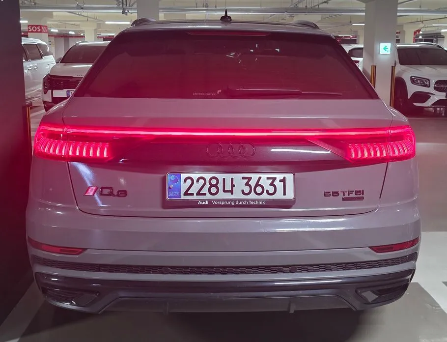 Audi Q8 — фото 10