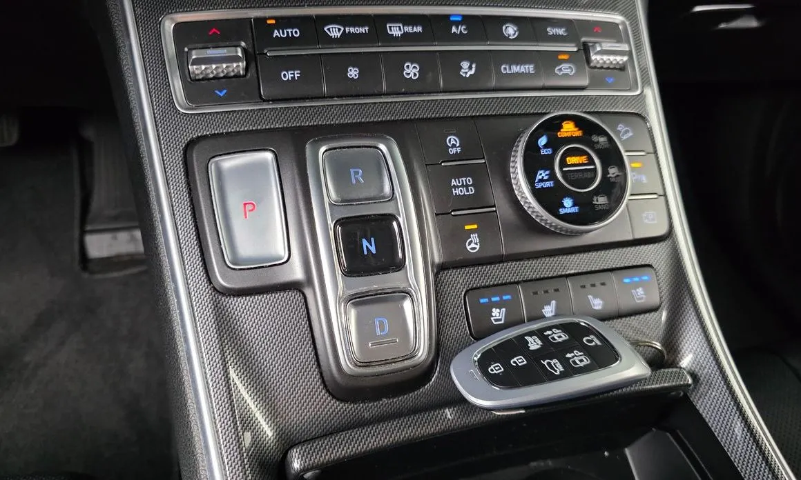 Hyundai Santafe — фото 7