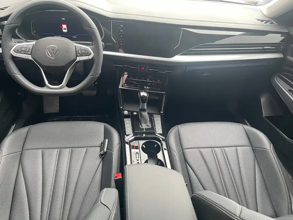 Volkswagen Passat — фото 6