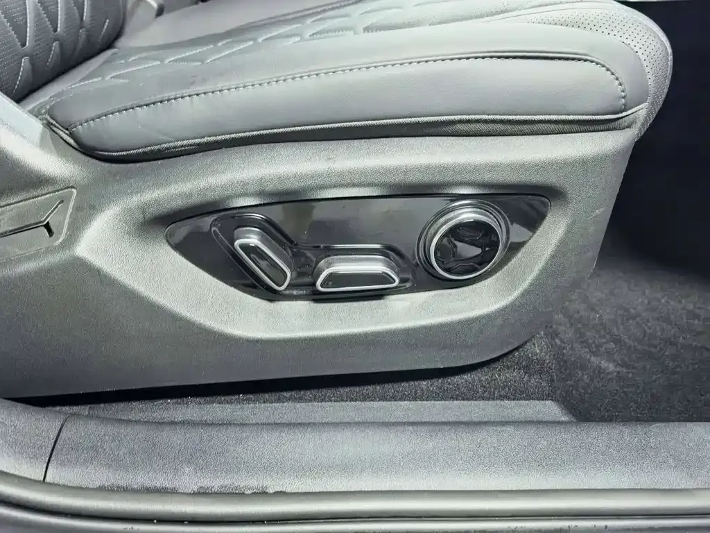 BYD Seal 07 EV — фото 10