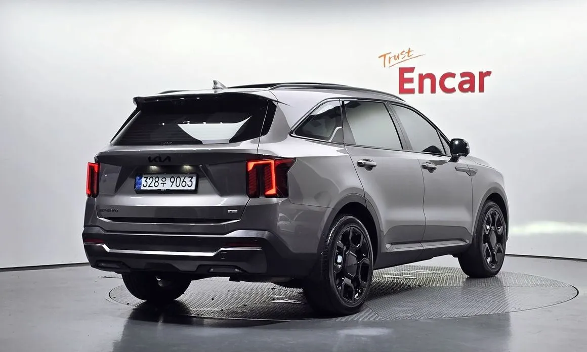 Kia Sorento — фото 9