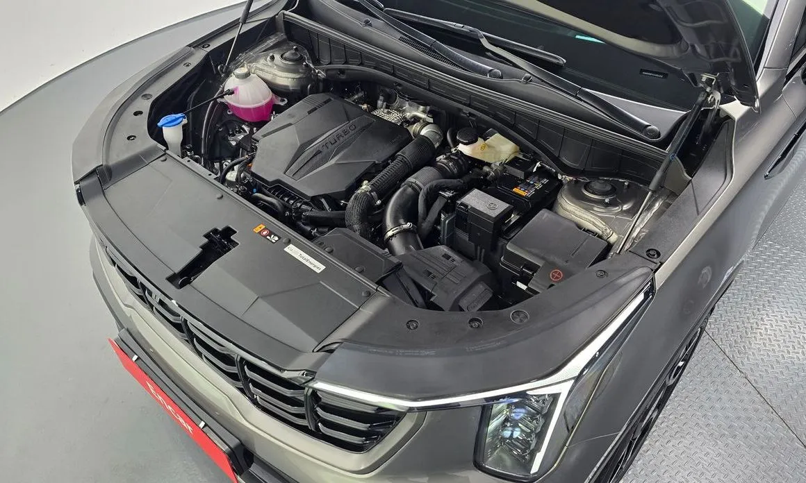 Kia Sorento — фото 8