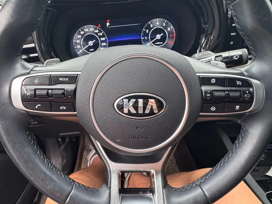 Kia K5 — фото 10