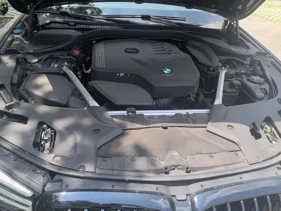 BMW 5 Series — фото 10