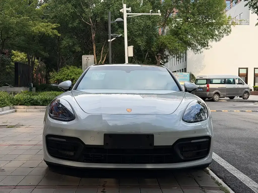 Porsche Panamera Hybrid — фото 2