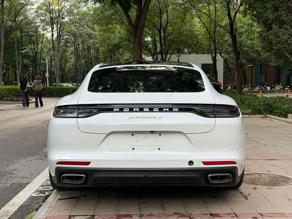Porsche Panamera Hybrid — фото 6