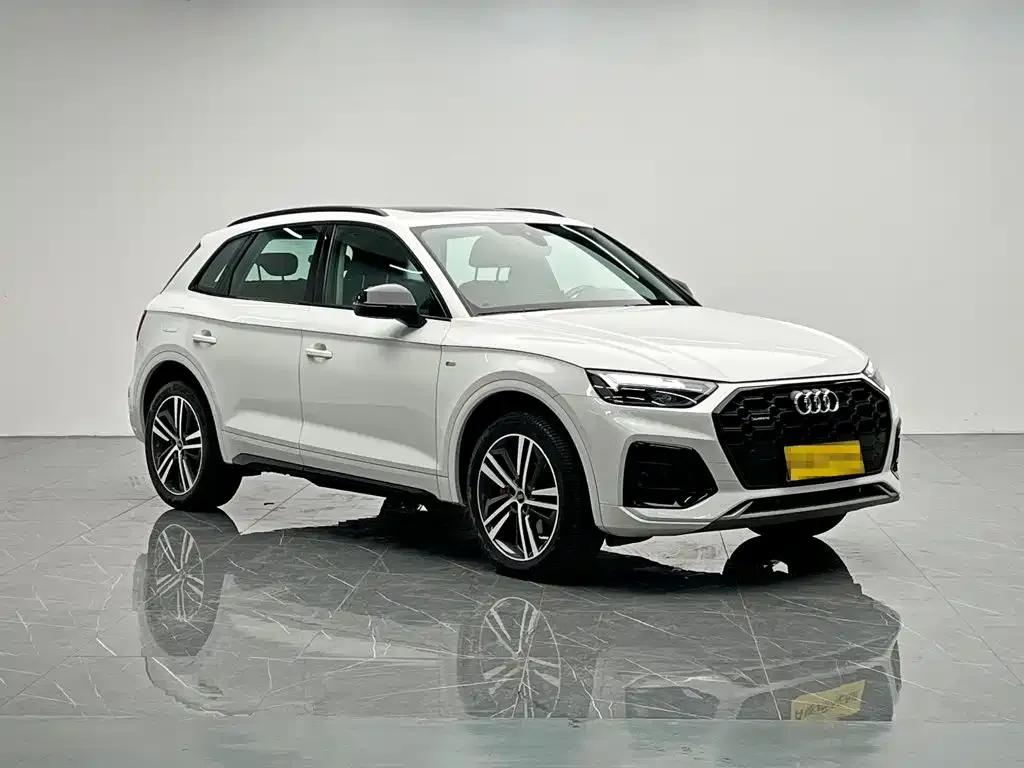 Audi Q5L — фото 3